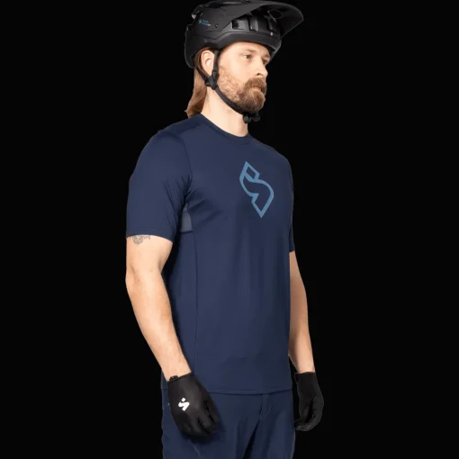 Hunter SS Jersey M 24, miesten pyöräilypaita - Pyöräilypaidat - Hunter SS Jersey M 24, miesten pyöräilypaita